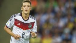 Mesut Özil se lesionó y será baja en Arsenal por tres meses