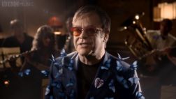 YouTube: Elton John y One Direction cantan “God Only Knows”