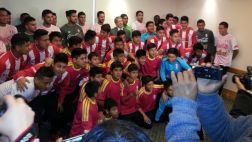 Selección peruana recibió visita del equipo Incas del Sur