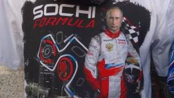 Ya se vende en Rusia los polos de Putin de la Fórmula 1