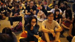 No habrá diálogo en Hong Kong hasta que cesen las protestas