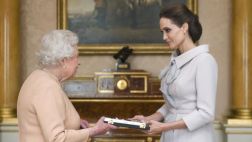 Angelina Jolie fue nombrada "dama de honor" por Isabel II