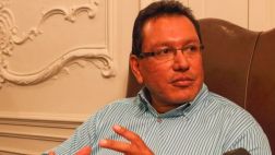 Félix Moreno negó haber invertido en spa del Pentagonito