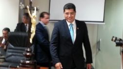 Alcalde de Surco reiteró que no conoce a Óscar López Meneses
