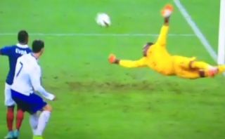 La espectacular atajada que evitó el gol de Cristiano Ronaldo