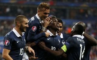 Con golazo de Pogba, Francia le ganó 2-1 a Portugal de Ronaldo