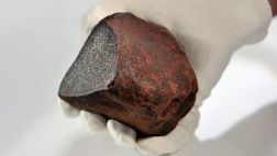 De un adorno a un meteorito tan antiguo como el Sistema Solar