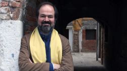 Juan Villoro: "Muchas veces llevamos una existencia espectral"