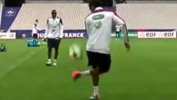 Raphael Varane y su lujo de taco que generó aplausos franceses