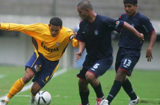 Recuerda qué club peruano marcó dos autogoles en un partido