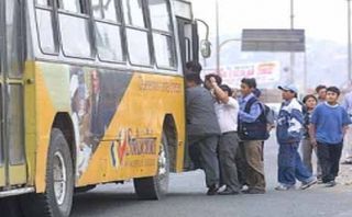 Enatrus: Las líneas amarillas en las calles de Lima