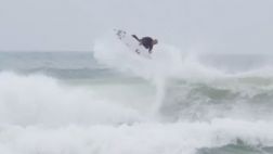 El espectacular giro de 720 grados de Kelly Slater en Portugal