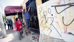 Ate: mujer vive 'encarcelada' en su casa desde hace seis meses