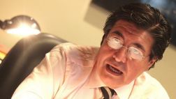 Cónsul justificó cambio de dólares con boletas falsificadas