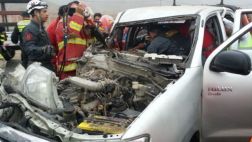 Huarmey: tres heridos deja choque de camioneta con tráiler