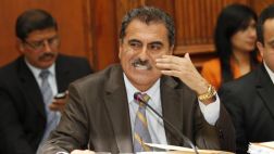Fujimorismo y aprismo piden archivar denuncia contra Julio Gagó