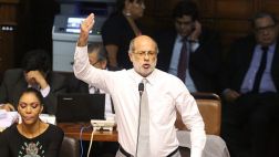 Daniel Abugattás llamó "mamotreto" a la Constitución