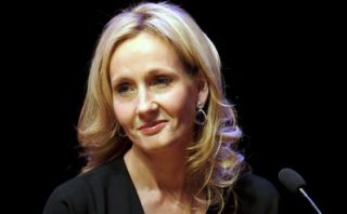Rowling publicará una historia de Harry Potter en Halloween