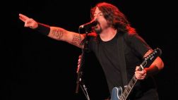Foo Fighters: escucha "The Feast and The Famine", su nuevo tema