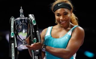 Serena Williams venció a Halep y ganó el Masters de Singapur
