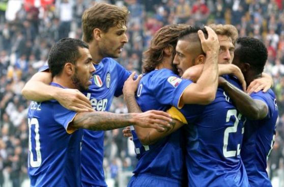 Juventus ganó 2-0 a Palermo y es más líder que nunca en Italia