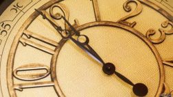 ¿Por qué es tan precisa la hora actual?