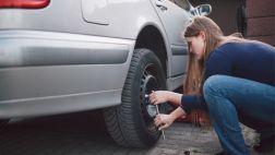 Precavidas al volante: Mantén estos objetos dentro de tu auto