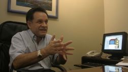 ¿Cómo puede ser elegido Ames presidente de la Federación?