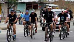 Ollanta Humala y Correa pasearon en bicicleta antes de Gabinete