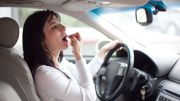 ¿Saliste tarde? Cinco accesorios que debes tener en el auto