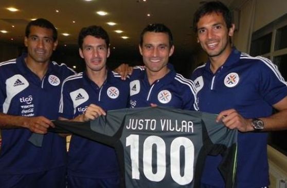 Paraguay enfrentará a Perú con seis mundialistas