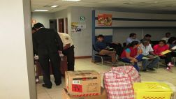 Fiscalía devuelve ropa y enseres de Katiuskha del Castillo