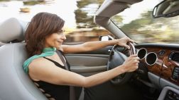 Al volante: Cinco claves para conducir segura