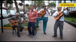 Adulto mayor: Denles una guitarra y un cajón y arman el jaranón