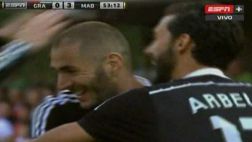 Cristiano y un pase de antología de taco para el gol de Benzema