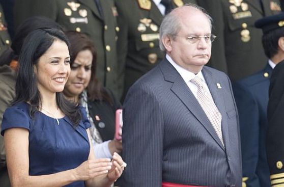 Mauricio Mulder: Cateriano es el mandadero de Nadine Heredia