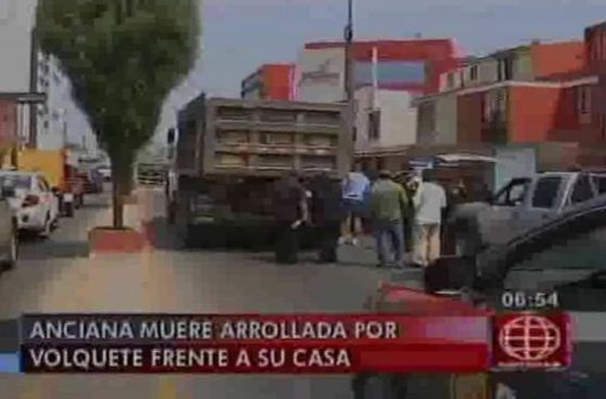 Magdalena: camión arrolla y mata a sexagenaria frente a su casa