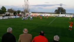 Arquero anotó golazo de 'escorpión' para empate a los 93'