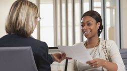 ¿Buscas trabajo y no consigues? Quizás caigas en estos errores