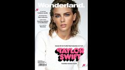 Taylor Swift luce irreconocible en la portada de "Wonderland"