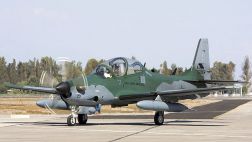 El Perú planea vender aviones KT1 a Ecuador y Bolivia