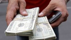 El dólar llega a S/.2,936 y la BVL opera al alza en apertura