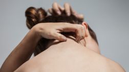 Cinco consejos para evitar la urticaria crónica