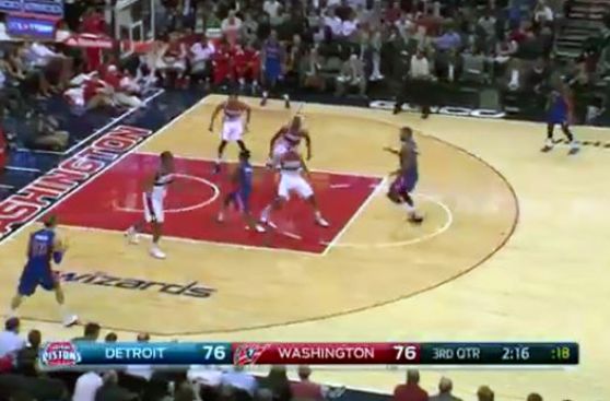 NBA: la jugada que te sorprenderá así no te guste el básquet