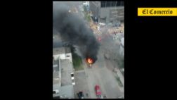 Incendio en San Isidro por explosión en Av. Rivera Navarrete