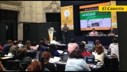 Rol de redes sociales en los medios fue debatido en seminario