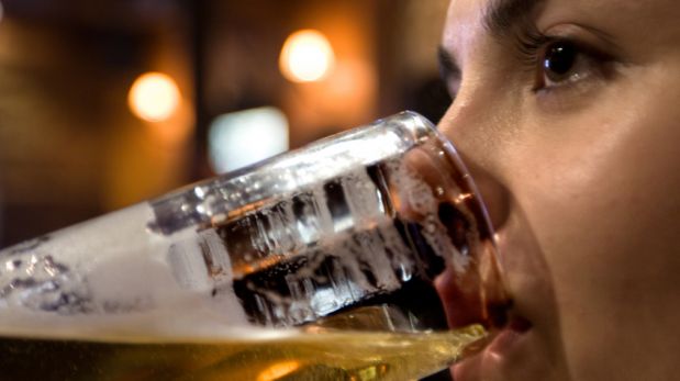 Alcohol y ejercicio, ¿tienen relación? Un estudio dice que sí