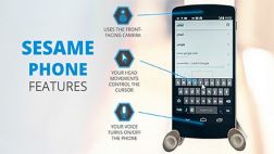 Un smartphone para discapacitados funciona sin tocarlo