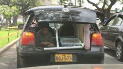 Vía WhatsApp: conductor expone a un niño a un accidente