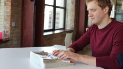Hemingwrite, una máquina de escribir que no usa papel o tinta